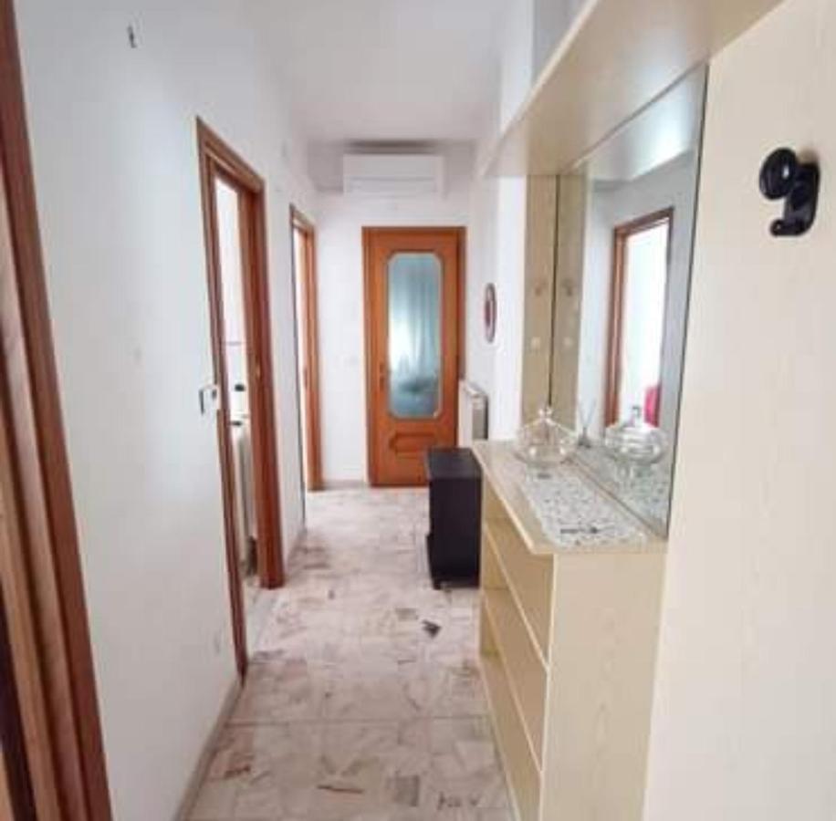 Appartamento Loano Climatizzato Mt 650 Dal Mare Luaran gambar